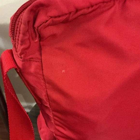 PRADA Nylon Red Messenger Crossbody Bag w/ Shoulder Strap Vintage Authentic - Picture 10 of 16
